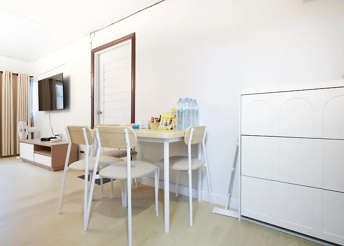 Cozy 2br Near Impact Arena, Ltat- Wifi Washer Near Dmk At C2 Апартаменты *